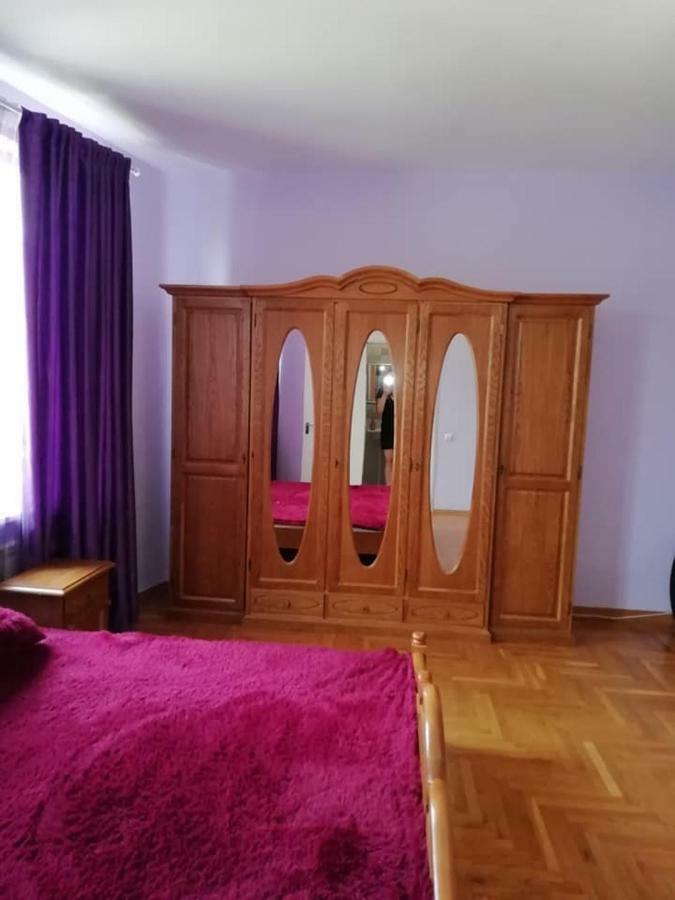 Mini Hotel Jtm Czerniowce Zewnętrze zdjęcie